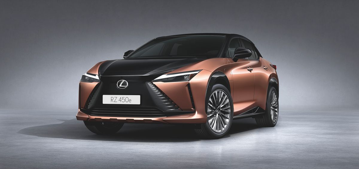 Lexus RZ